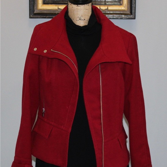 Express Jacket - Picture 2 of 16